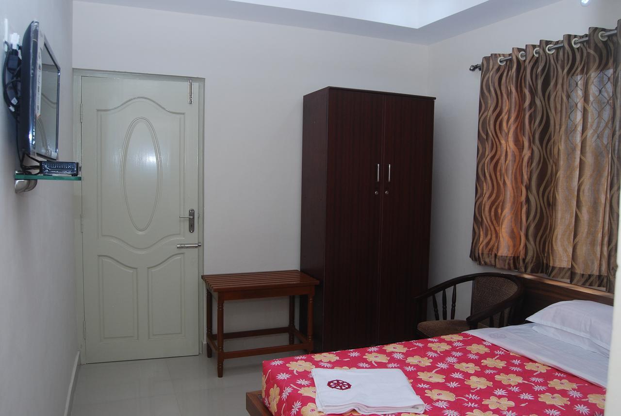 Hôtel Chakraa Residency à Ramanathapuram Extérieur photo